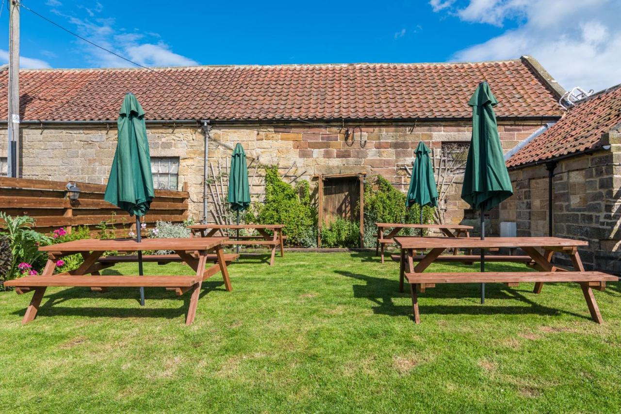 The Witching Post Inn Egton Exterior photo